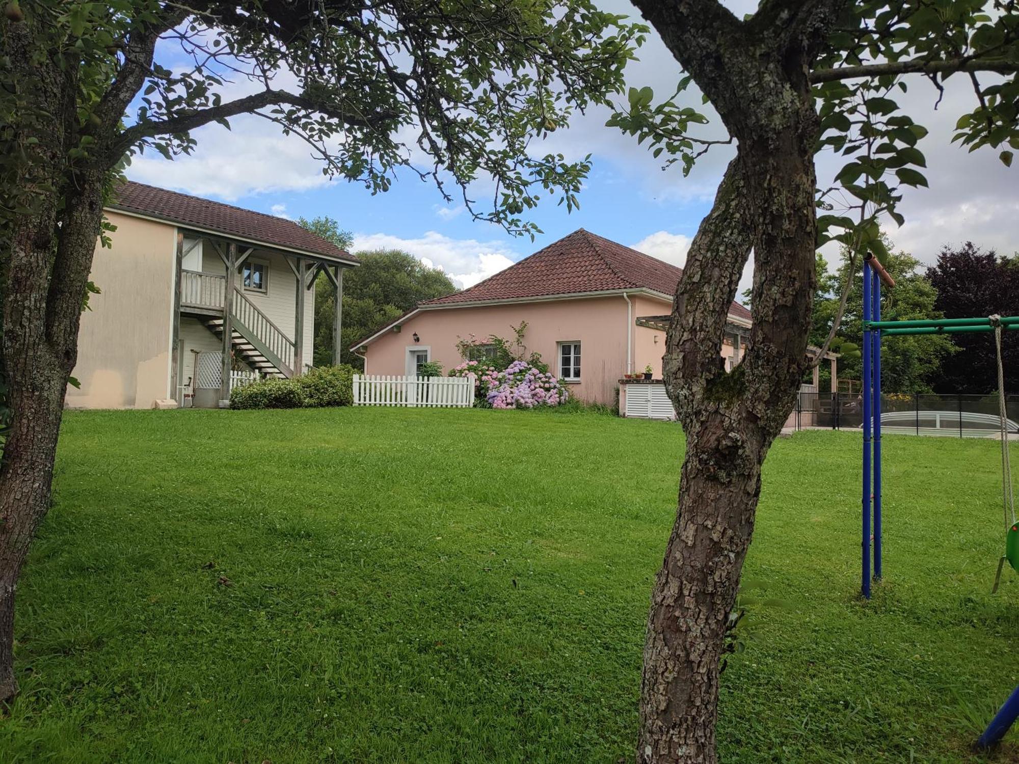 De Couleurs Et D'Eau Fraiche Bed & Breakfast Navarrenx Екстериор снимка