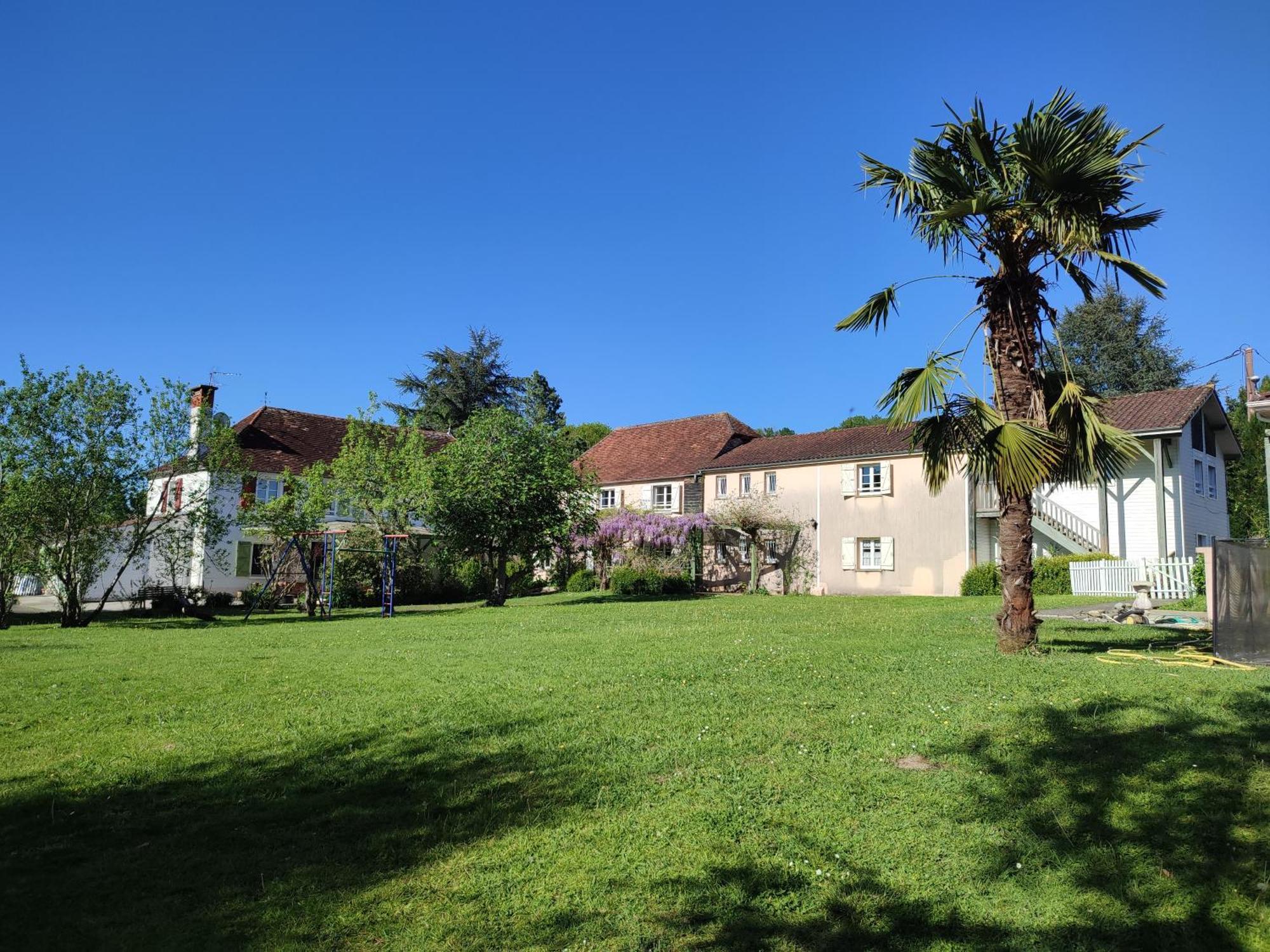 De Couleurs Et D'Eau Fraiche Bed & Breakfast Navarrenx Екстериор снимка